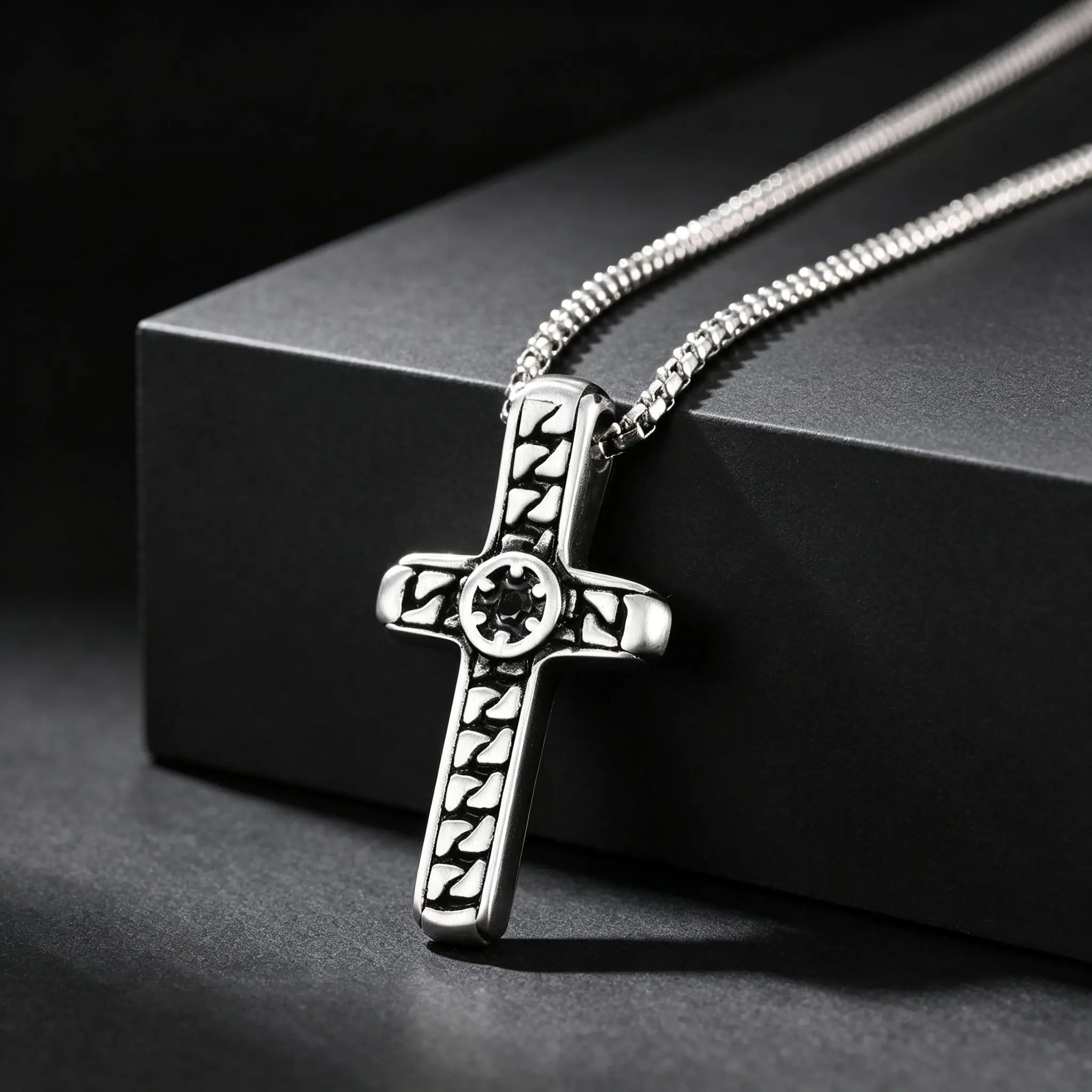 Stylish Cool Textured Cross Pendant Necklace for Men High Quality Stainless Steel Waterproof Collar Necklace Punk