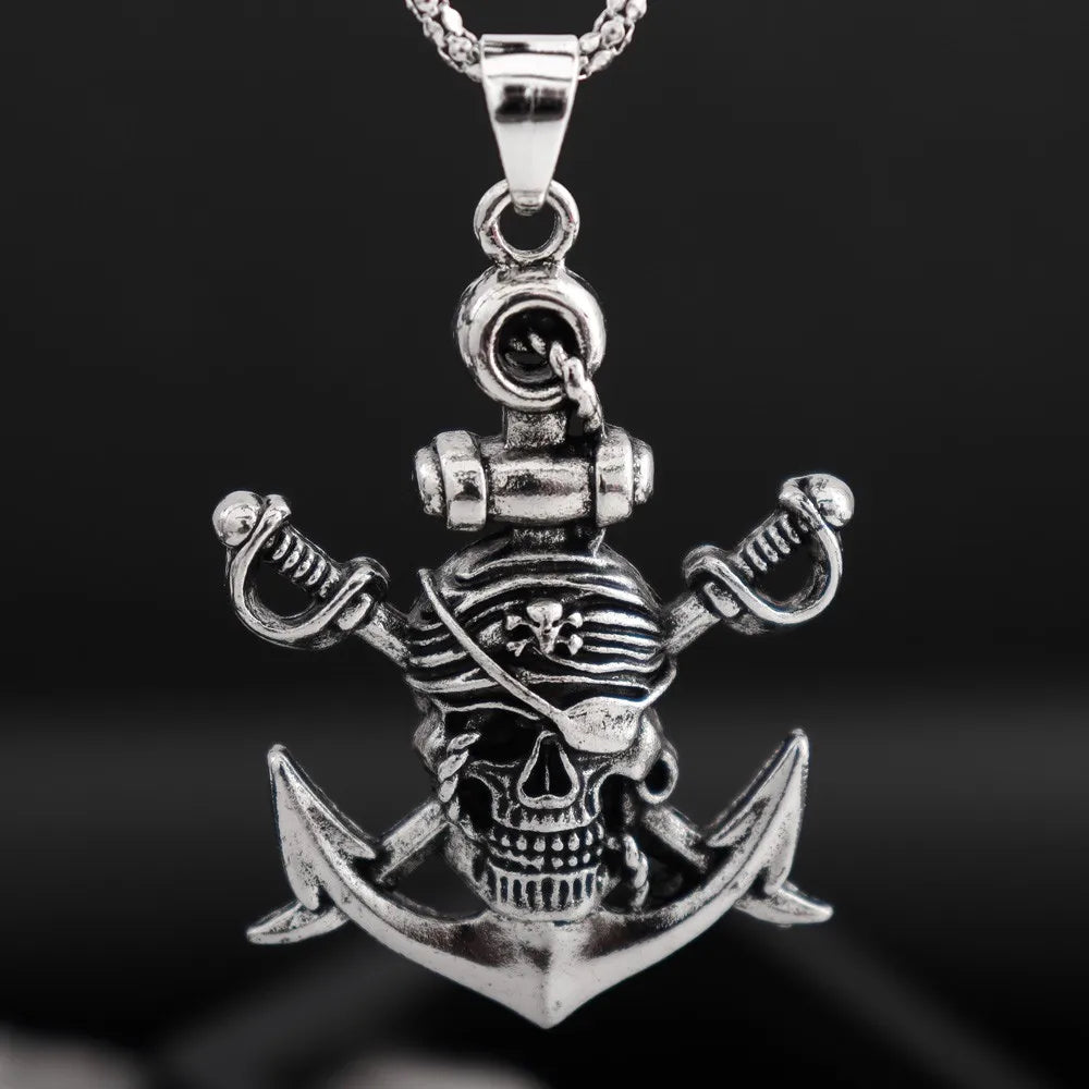 Vintage Japanese Double Swords Pirate Skull Pendant Necklace for Men Hip-Hop Pirate Boat Flag Logo Pendant Neck Chain