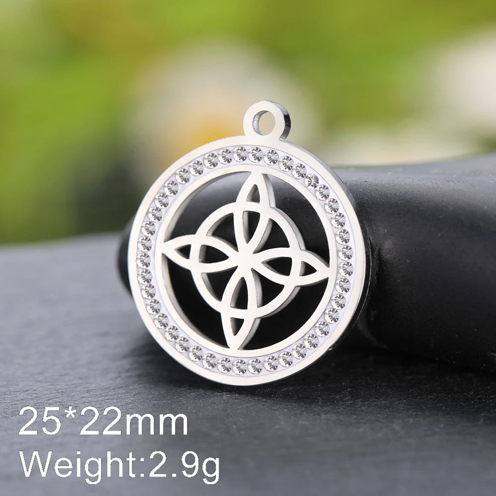 Trinity Witch Knot Charm Pendant — Steel
