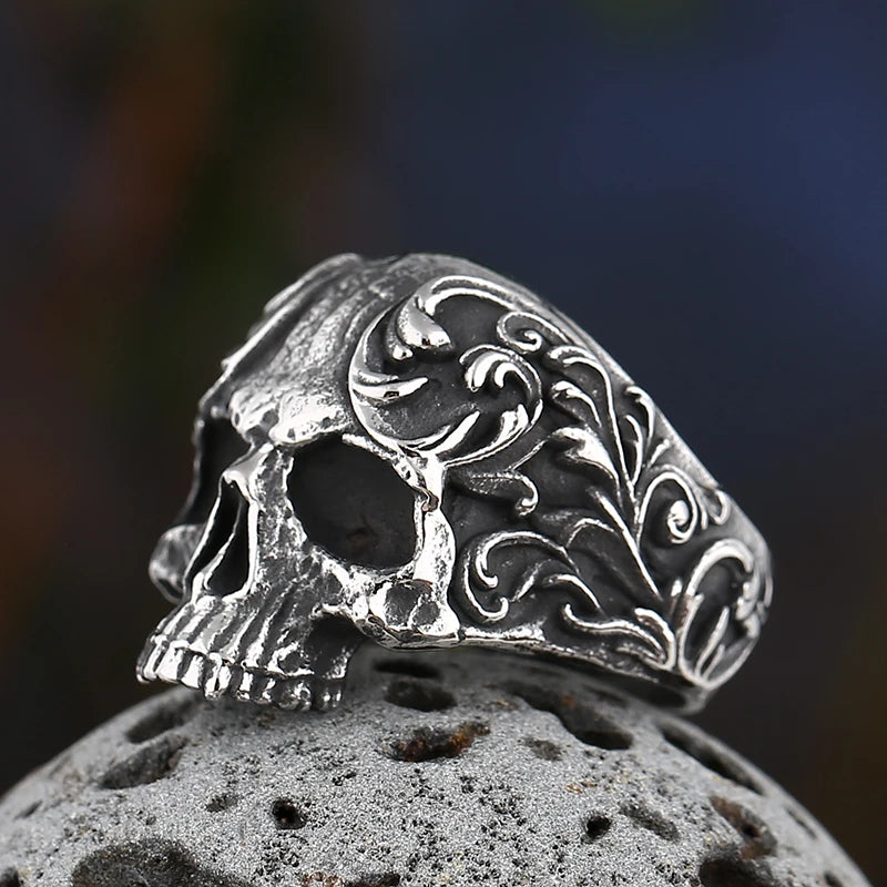 316L Stainless Steel Various Design 2022 New Arrive Classical Skull Men`s Ring With Pattern Punk Rock Gothic Creative