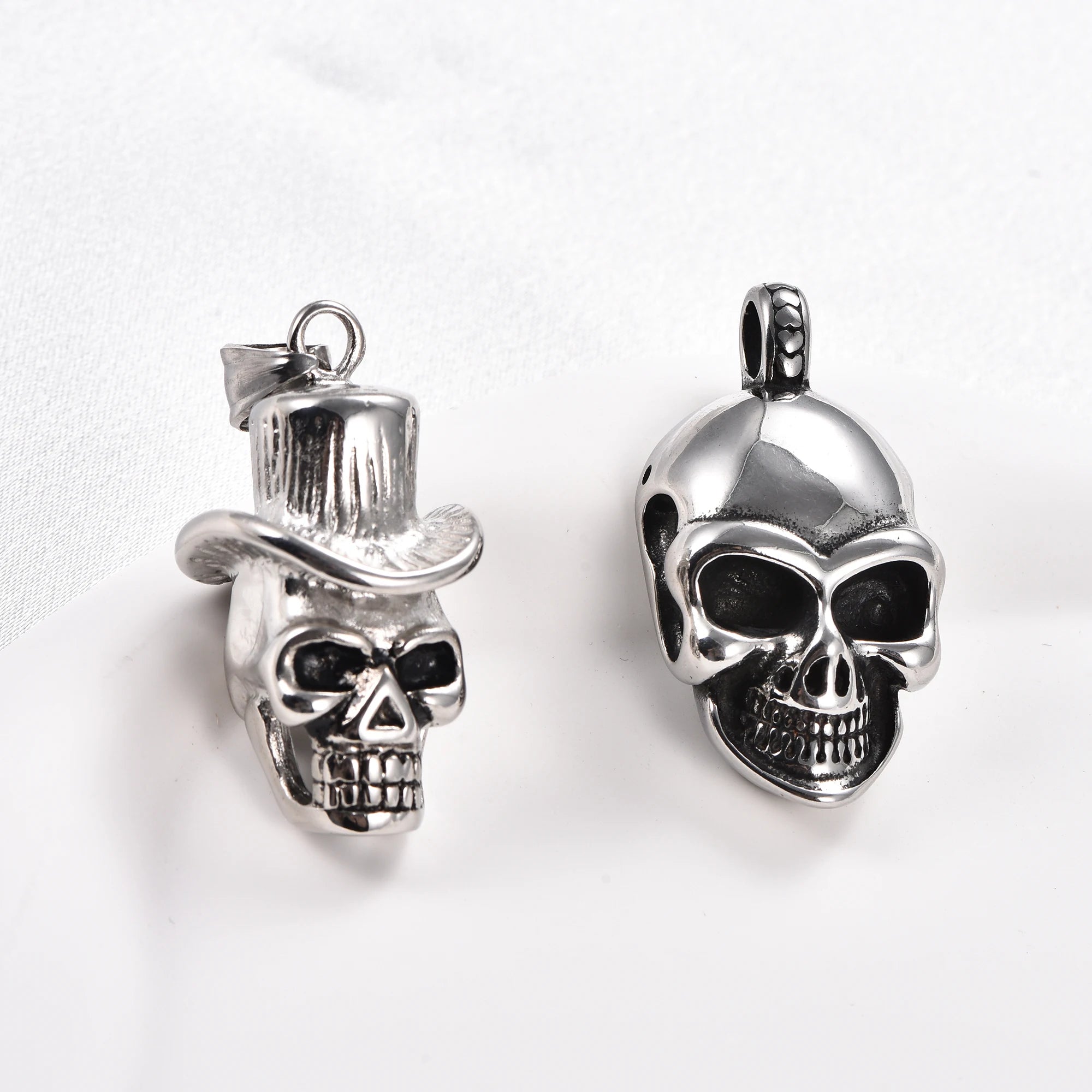 Gothic Skull Pendant Necklace — Stainless Steel