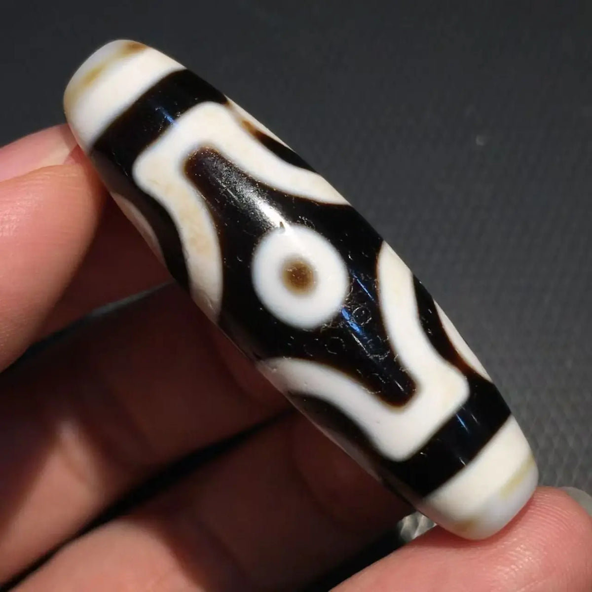 Natural Tibetan Genuine Agate Stone Pure Black and White Cross Six-Eyed Dzi Bead Collarbone Necklace Pendant Bracelet