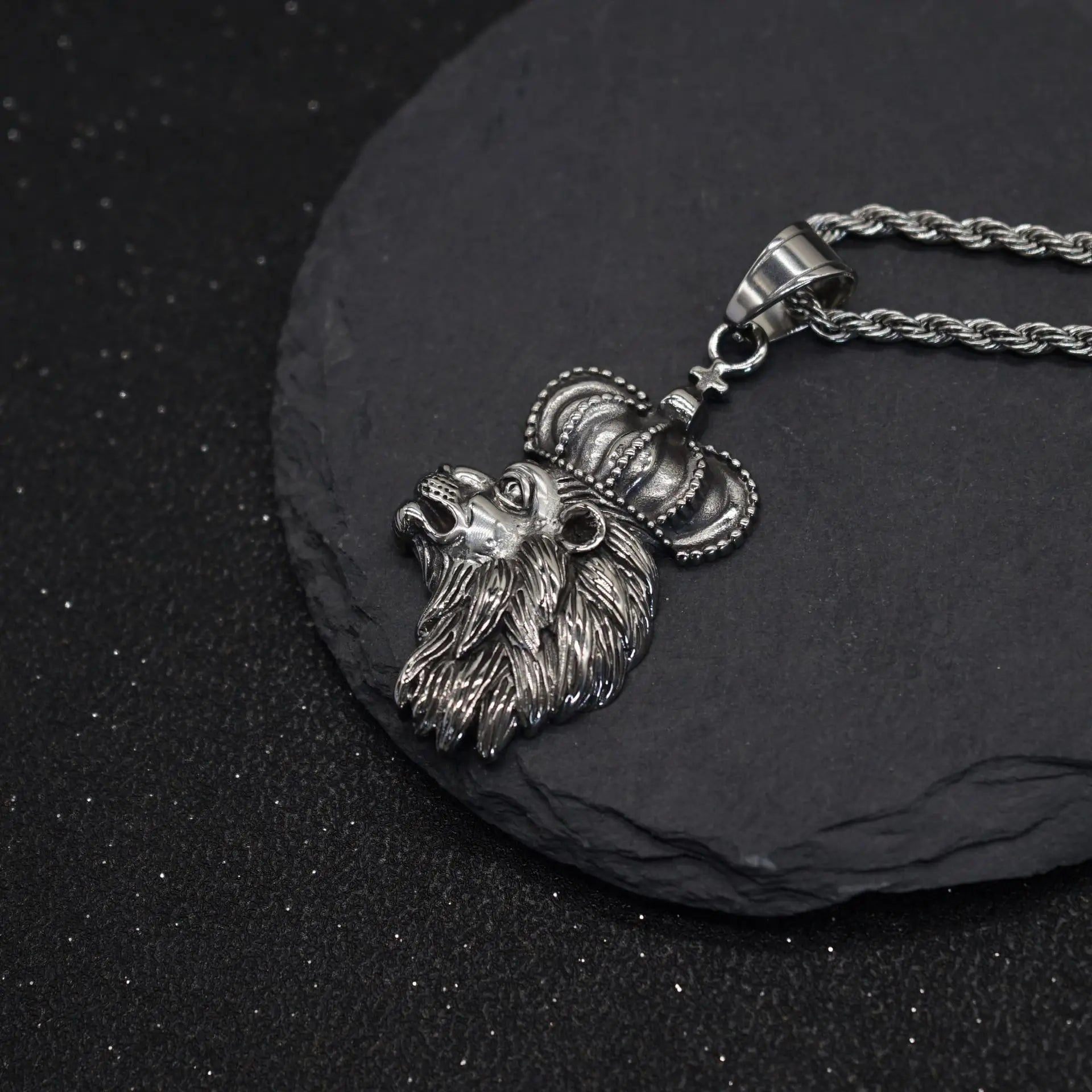 Crown Lion Steel Pendant European American Retro
