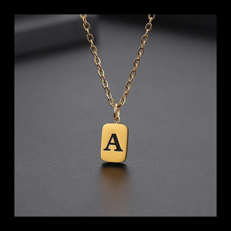 Letter Pendant Square Chain — Gold