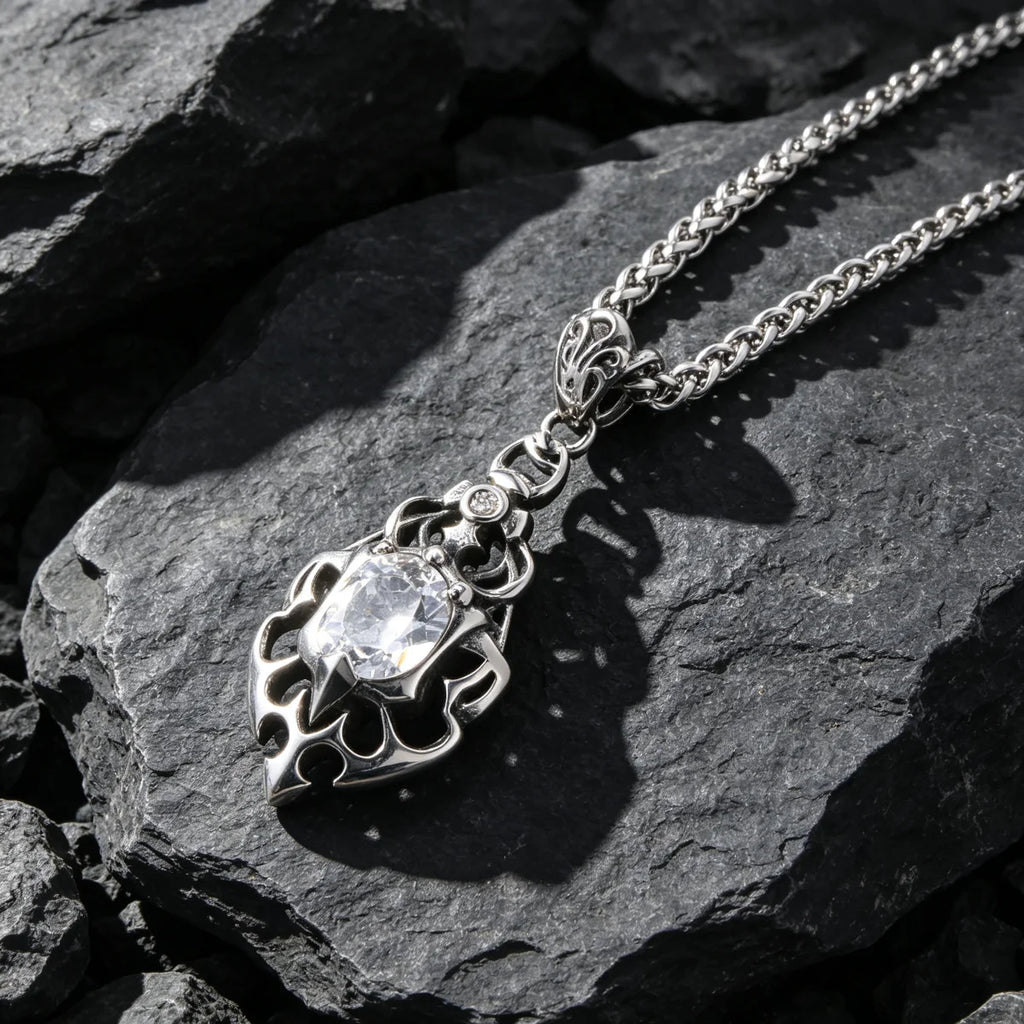 1PCS Cross-Border European and American Fashion Flame-Shaped Stainless Steel Non-Fading Men's Necklace, Shiny and Unique Sharp Arrow Pendant