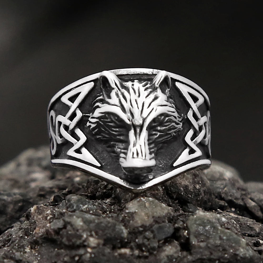 Viking Wolf Head Celtic Ring — Stainless Steel
