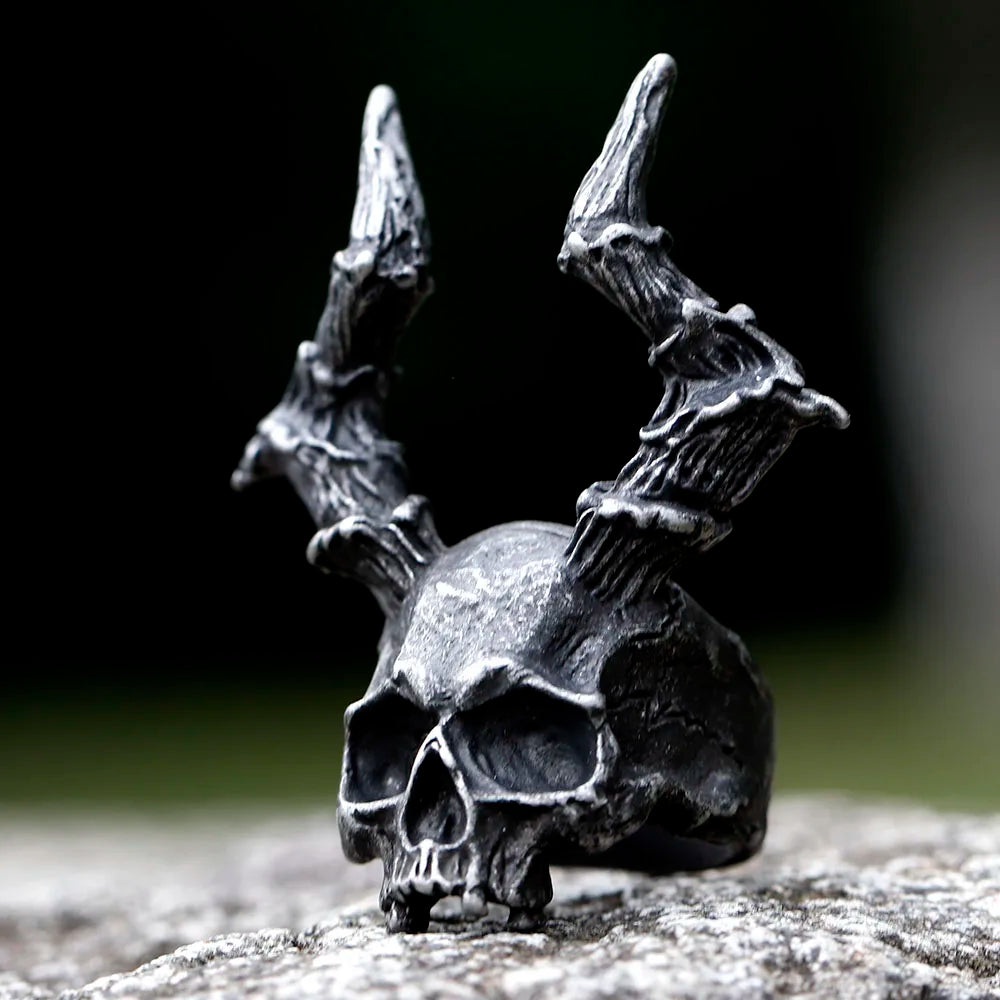 2023 new Vintage Gothic Steel Skull Rings Man Punk Rock Men Ring Heavy Sugar Skull Ring Mens Mandala Accessories free