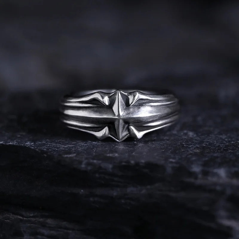 Relief Star Finger Ring — Vintage Line Design