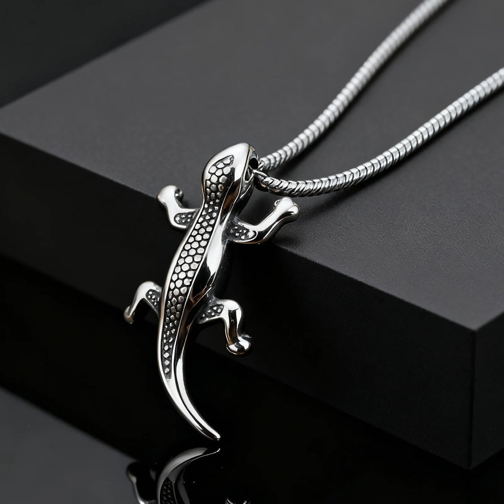 Unique Gecko Lizard Pendant Necklace for Men Male, Stainless Steel Hip Hop Animal Necklace, Fashion Jewelry Creativity Gift