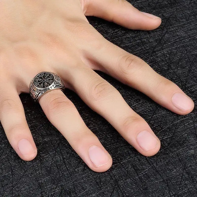 Vintage Viking Rune Signet Scandinavn Rings for Men Domineering Punk Nordic Amulet Jewelry