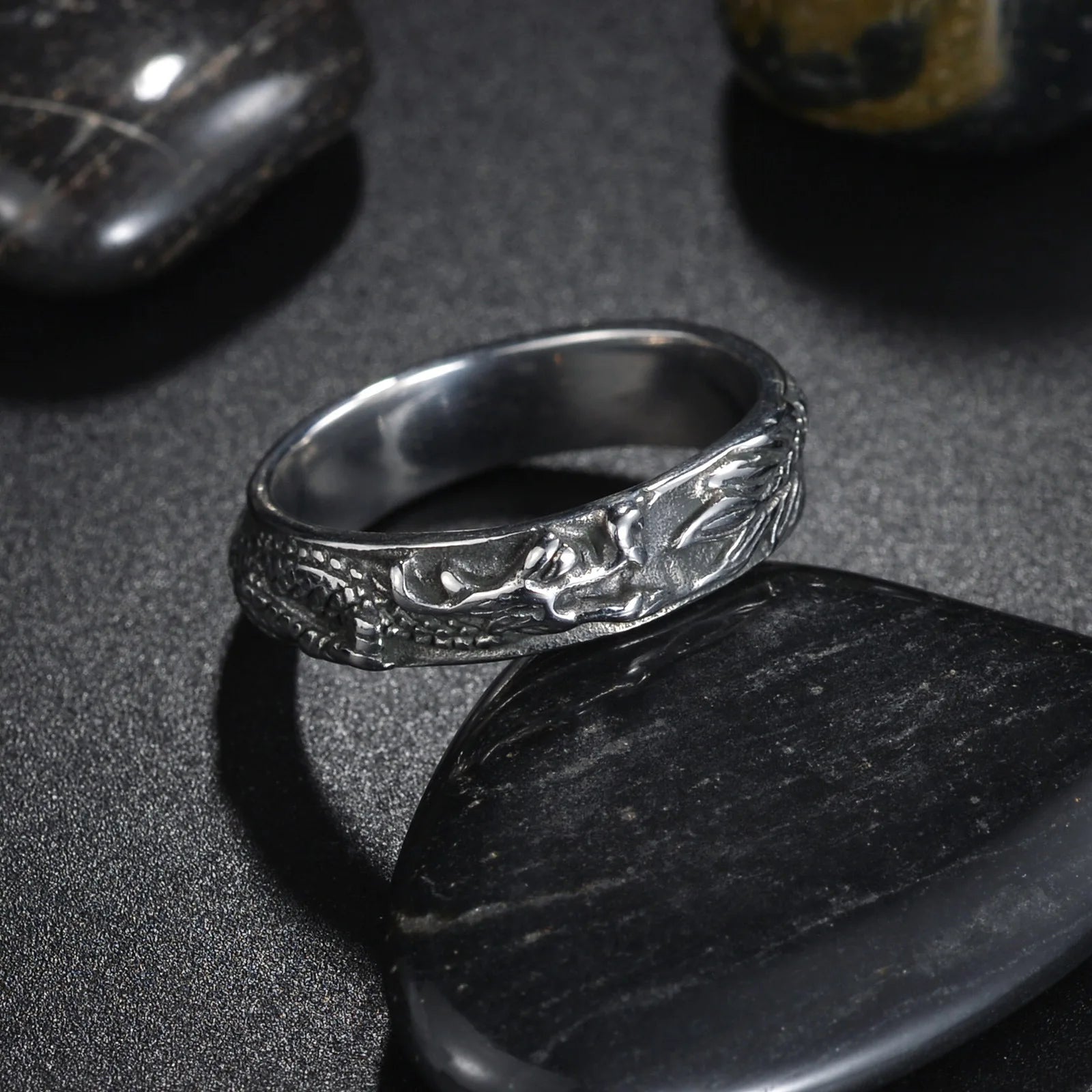Vintage Irregular Animal Dragon Stainless Steel Women Men Rings Trendy Finger Rings Y2K Accessories Fashion Punk Jewelry