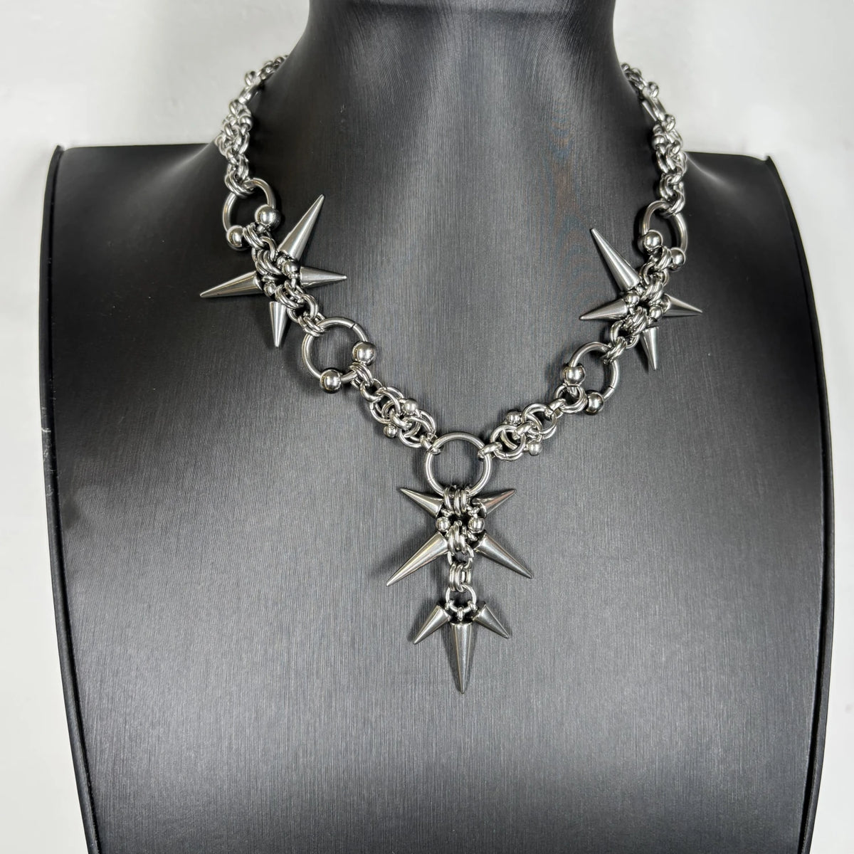 Gothic Geometric Rivet Chain Necklace — Two-Tone