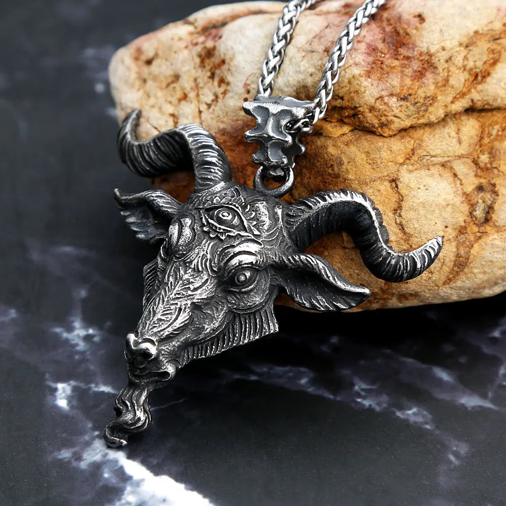 Viking Black Pendant Vintage Bull Head Animal