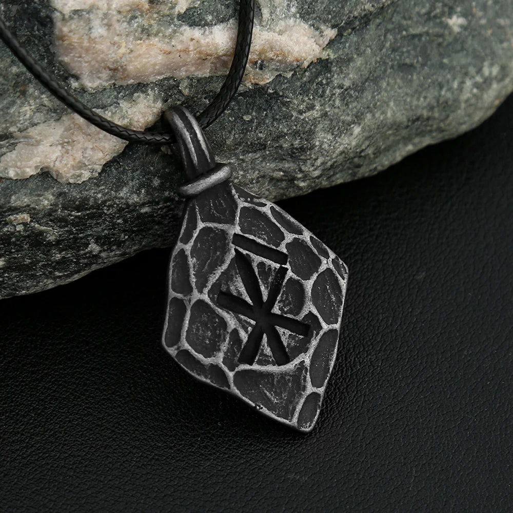 Compass Viking Steel Pendant Vintage Nordic