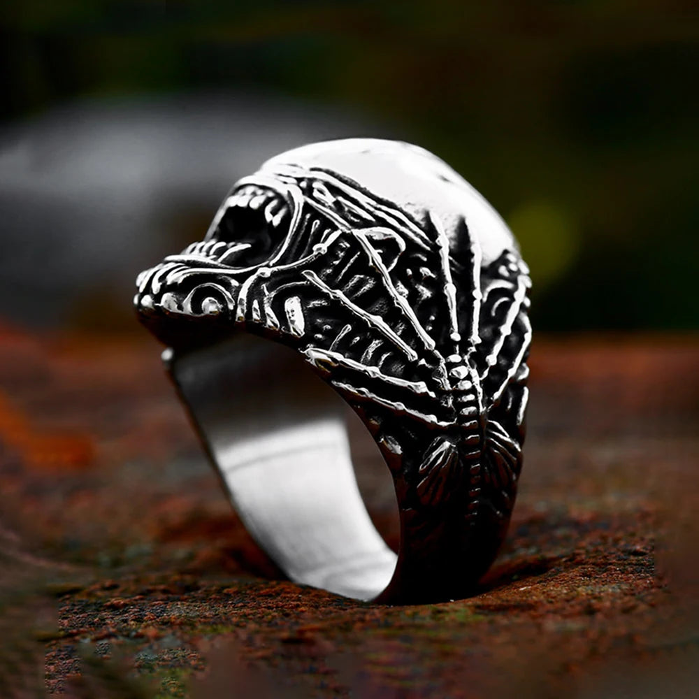 New Design Unique Spider Skull Ring Gothic High Polished Stainless Steel Men's Ring Overpowering Cool Fashion Jewelry