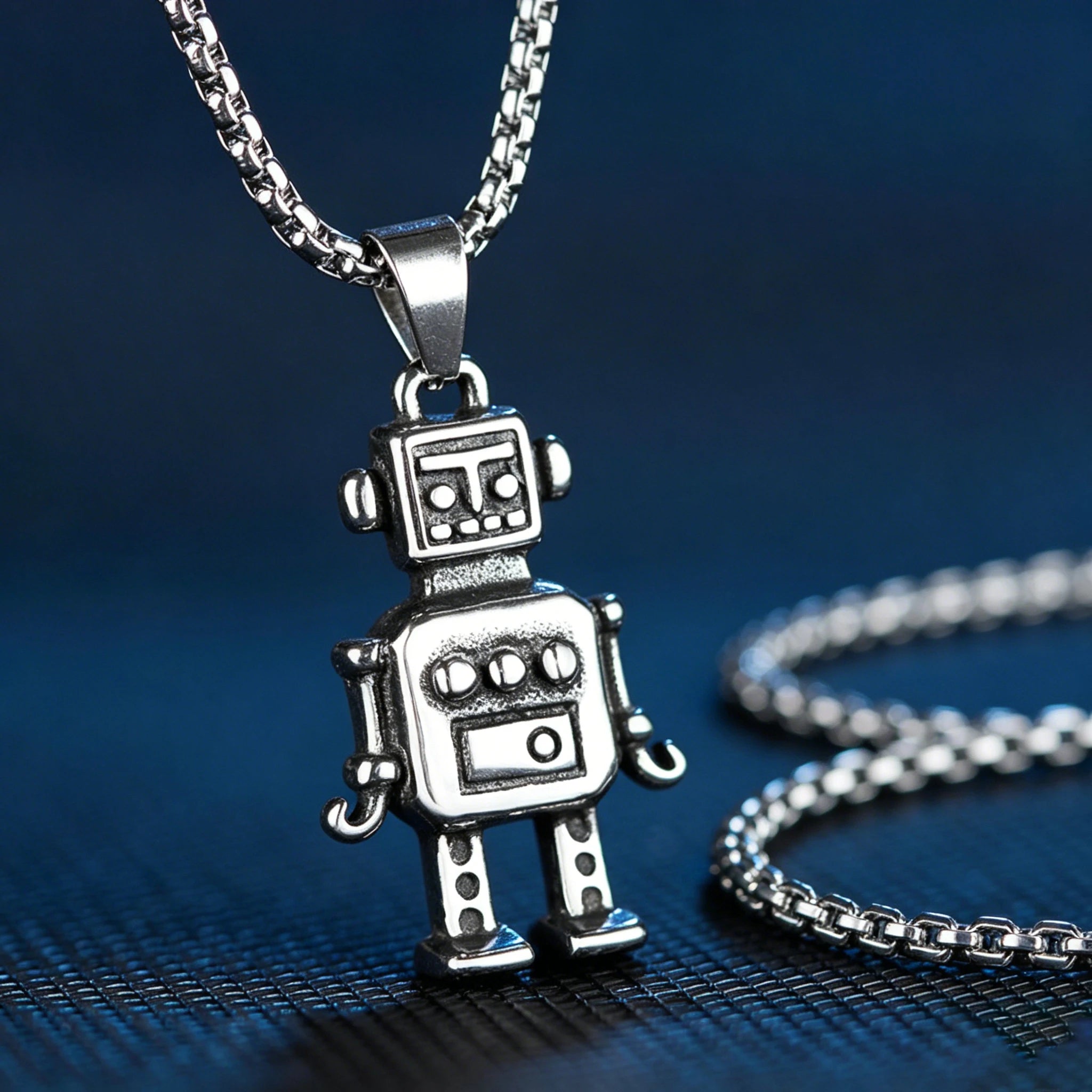 Silver Vintage Robot Pendant Necklace Box Chain