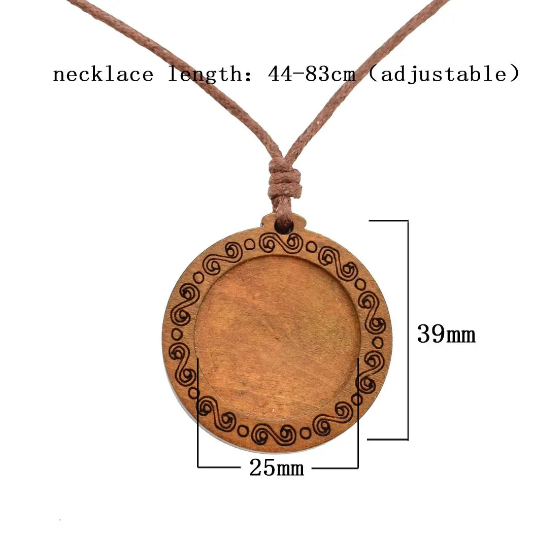 Shamrock Lucky Clover Wood Necklace Wooden Pendant Four Leaf Clover Necklaces Handmade Glass Cabochon Jewelry Women Gift
