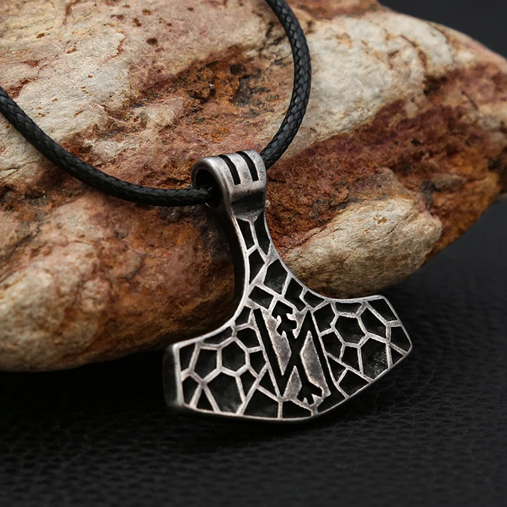 Thor Hammer Pendant Black — Stainless Steel