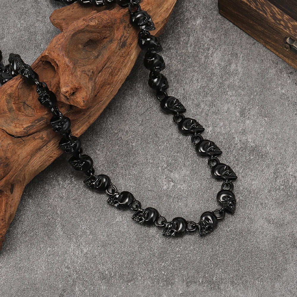 Trendy New Arrival: Skull-Motif Men's Necklace Gothic Dark Retro Punk Style Bold and Versatile Necklace