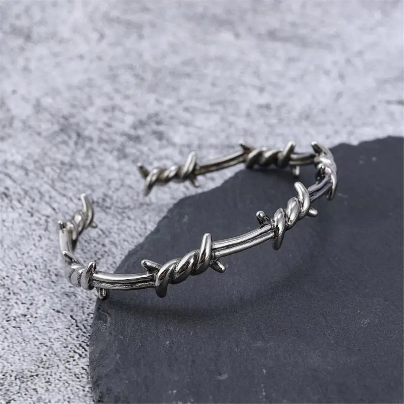 Adjustable Open Spiked Gothic Punk Bracelet Copper Plating Fashion Accessory