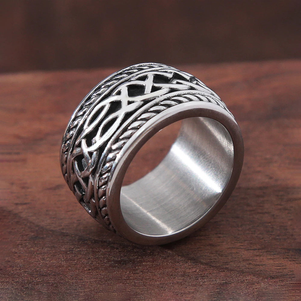 Celtic Spiral Knot Ring — Stainless Steel