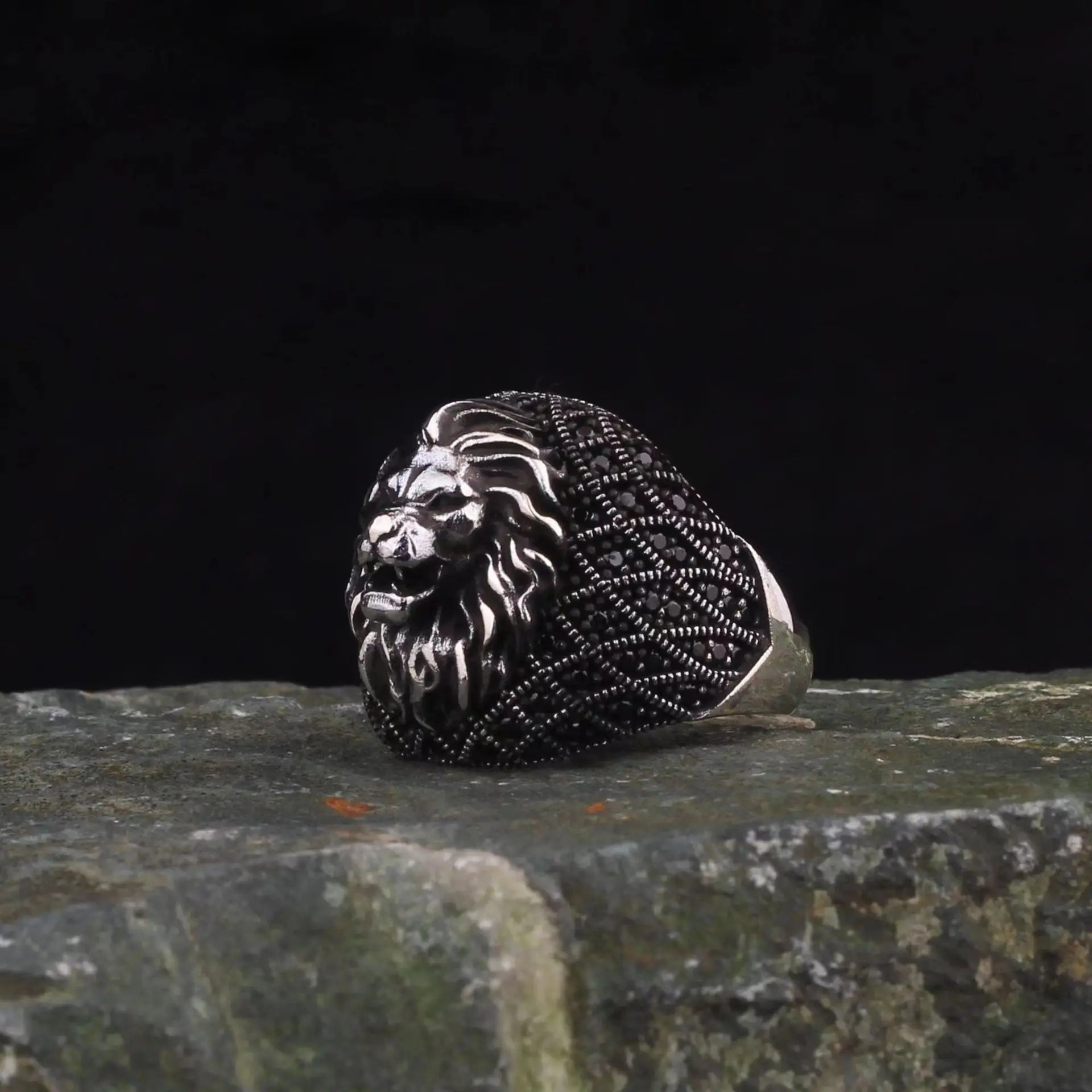 New Fashion Atmospheric Domineering Lion Head Ring Men's Anniversary Holiday Jewelry