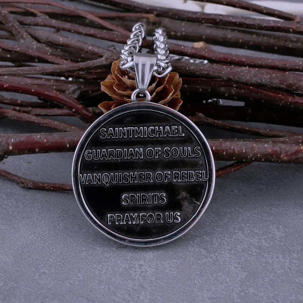 Stainless Steel Archangel St. Michael Necklace Men's Fashion Believer Amulet Biker Pendant Necklace Jewelry Gift Dropshipping