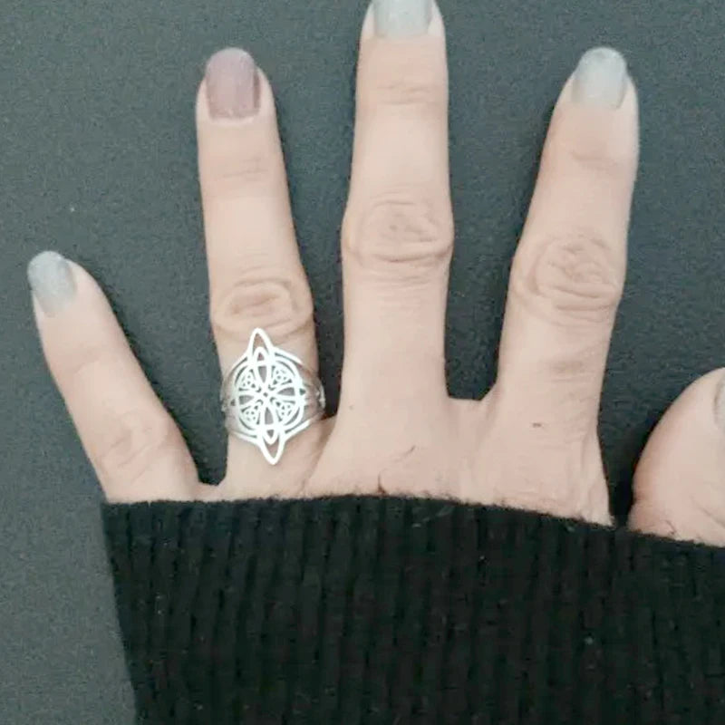 Witch Knot Celtic Ring for Women — Amulet, Stainless Steel