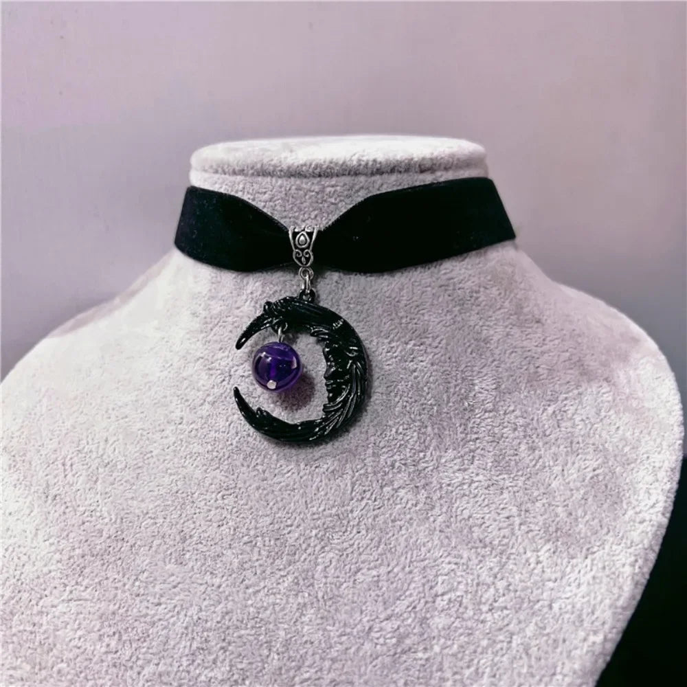 Gothic Temperament Black Human Face Moon Amethyst Round Bead Pendant Velvet Necklace for Women Men Halloween Party Jewelry Gifts