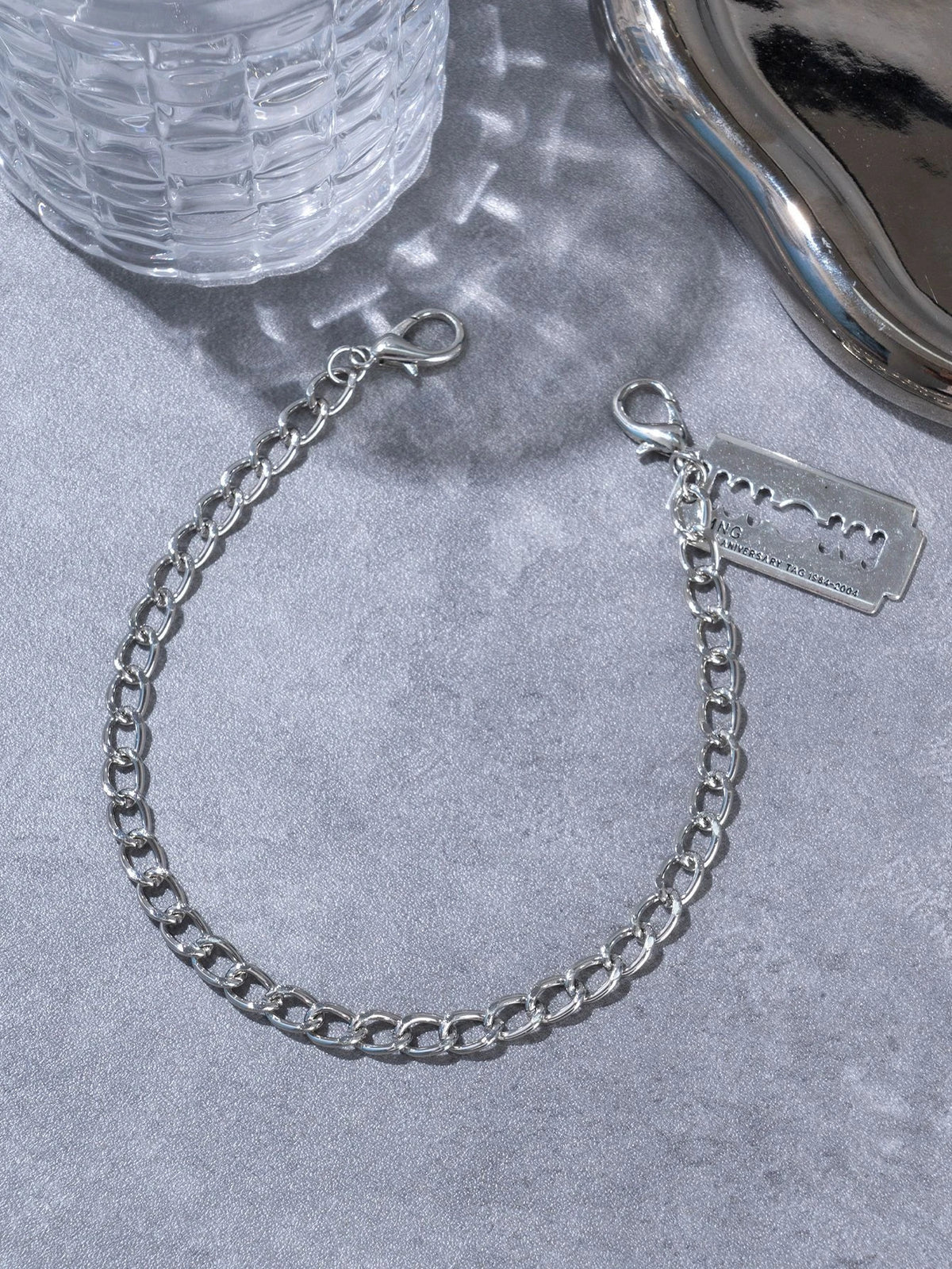 1pc Trendy Metal Shoe Chain - Gothic Skull Moth Pendant Classic Combat Boot Accessories Punk Charm Street Style Shoe