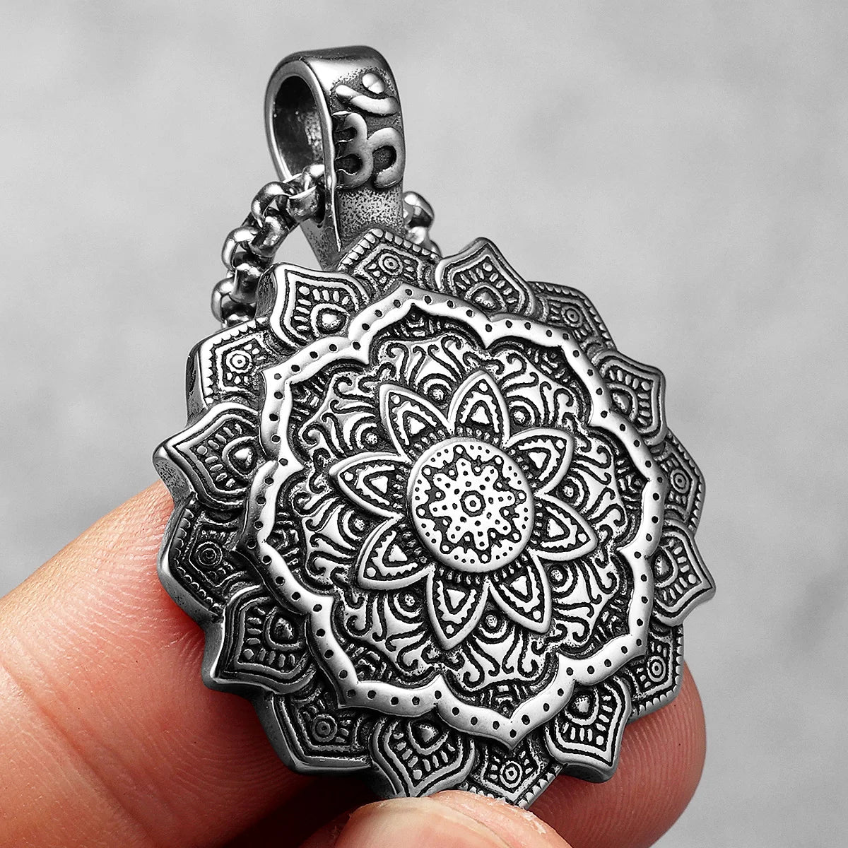 Mandala Flower Pendant — Stainless Steel