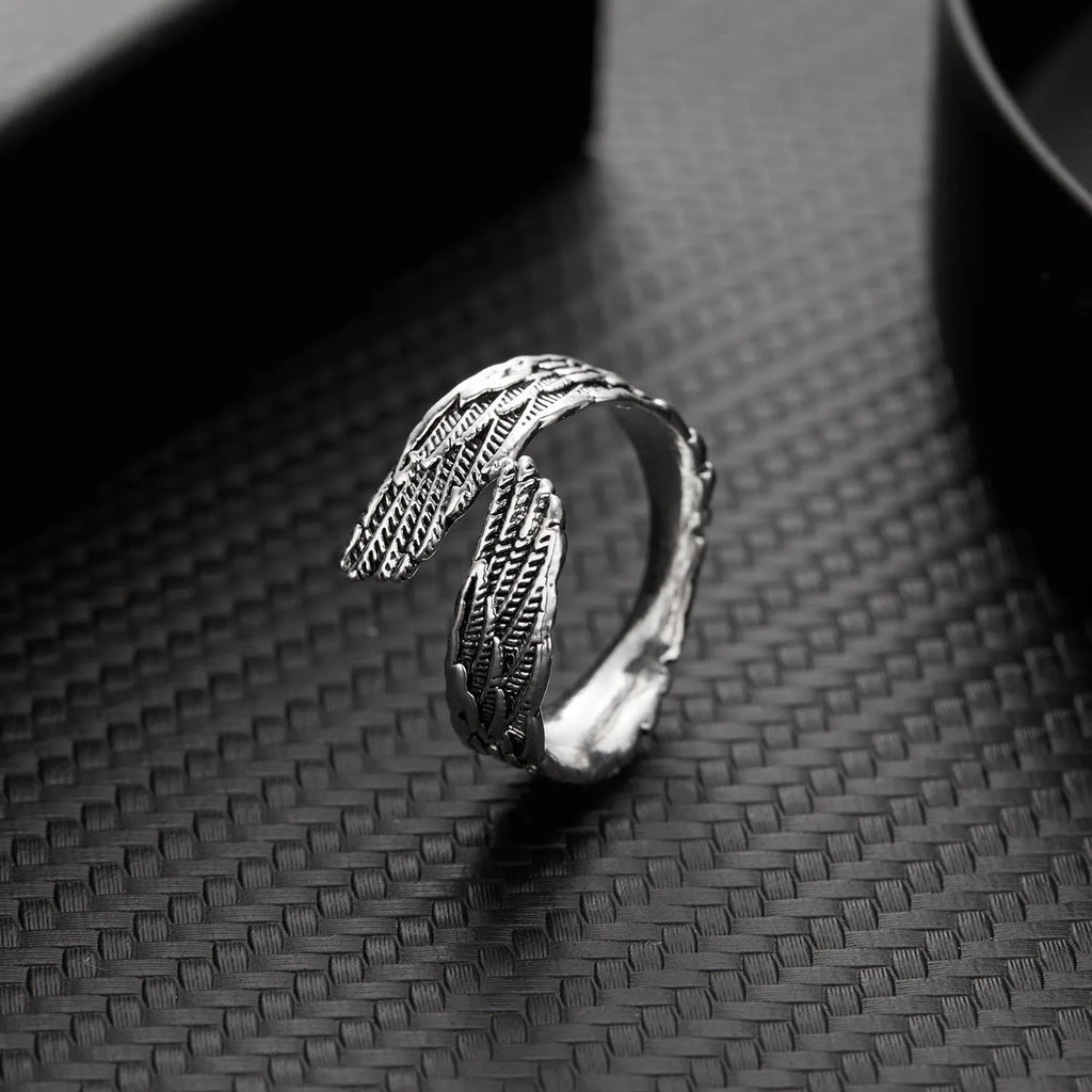 Titanium Steel Octopus Rings Gothic Deep Sea Monster Squid Finger Punk Tentacles Ring Adjustable Size Personality Jewelry Gift
