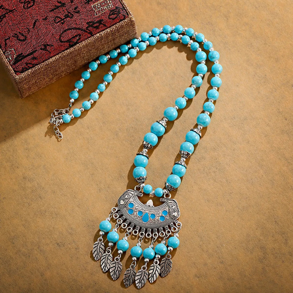Womens Gypsy Jewelry Bohemian Ethnic Red Natural Stone Pendants Necklaces Metal Tibetan Sliver Color Chain Necklace For