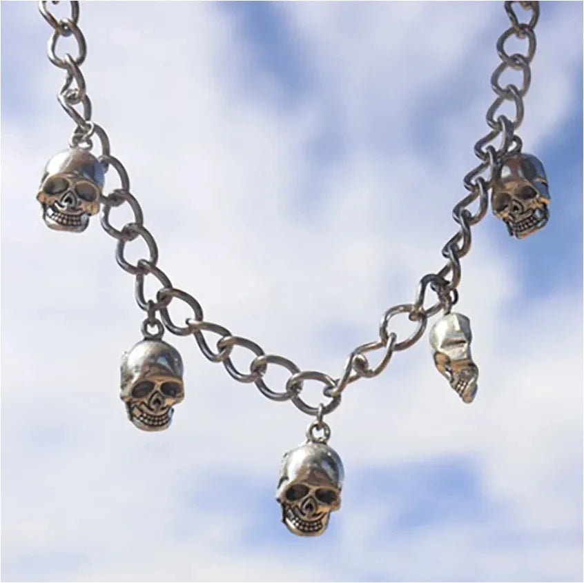 Skull Choker Pendant Necklace — Gothic Statement