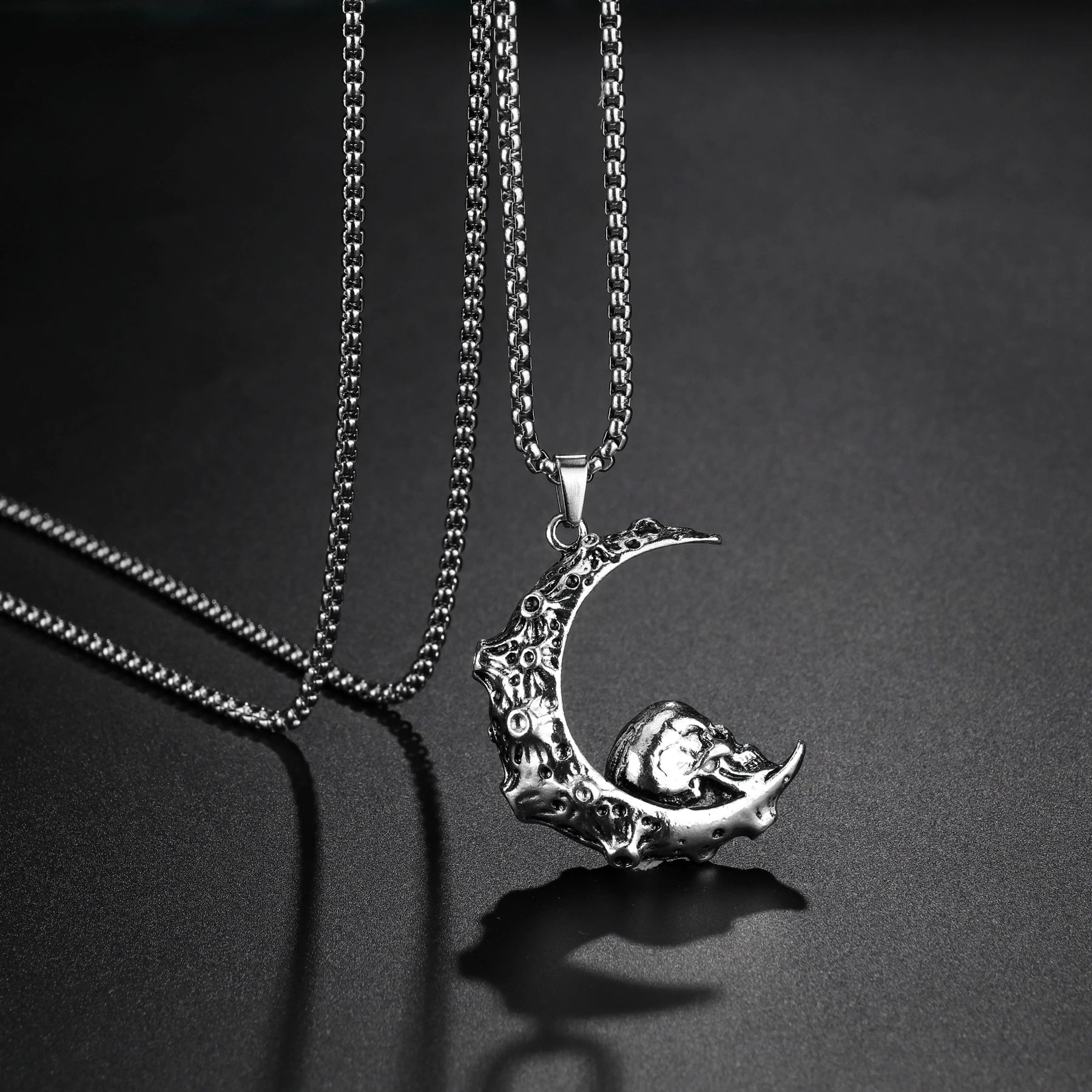Punk Bull Buffalo Skull Pendant Necklace For Cool Men Women Stainless Steel Long Chain Necklace Party Gift Hip Hop Jewelry