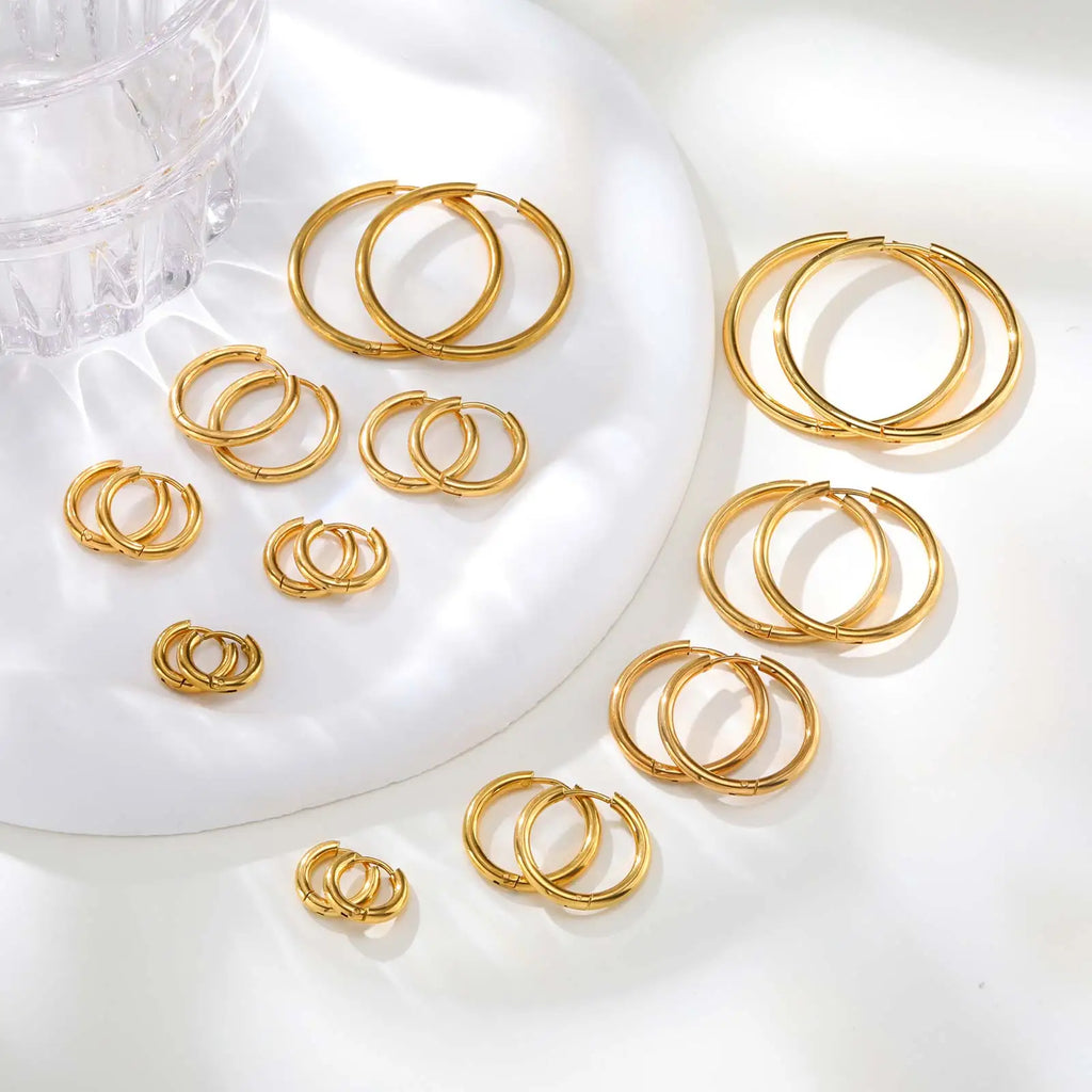 Minimal Hoop Earring — Stainless Steel