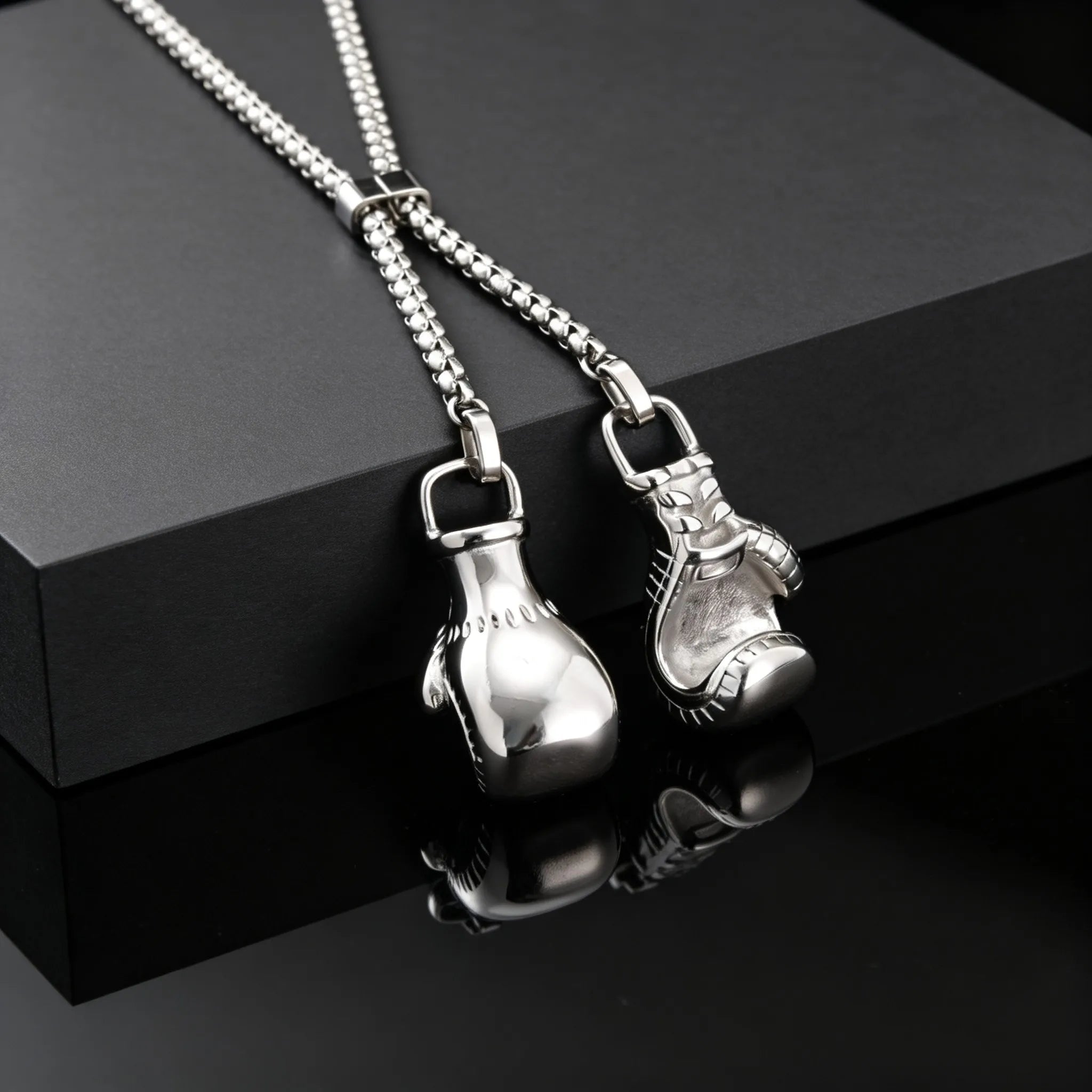 Men's Stainless Steel Boxing Glove Pendant Necklace, Adjustable Drawstring Long Chain Necklace, Creative Fashion Jewelry for Men