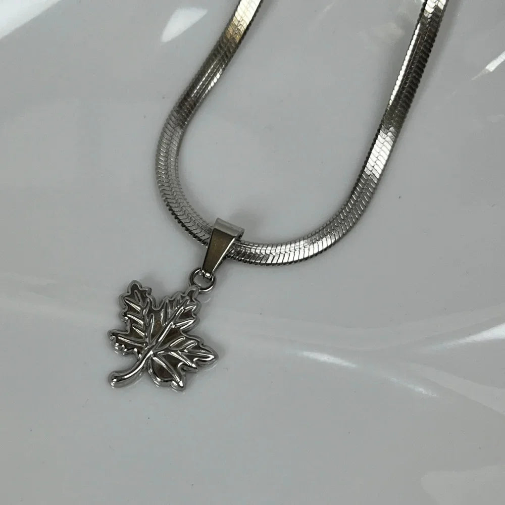 Stainless Steel Necklace For Women Man Maple Leaf Choker Pendant Chain Necklaces Engagement Jewelry korean Fashion NEW