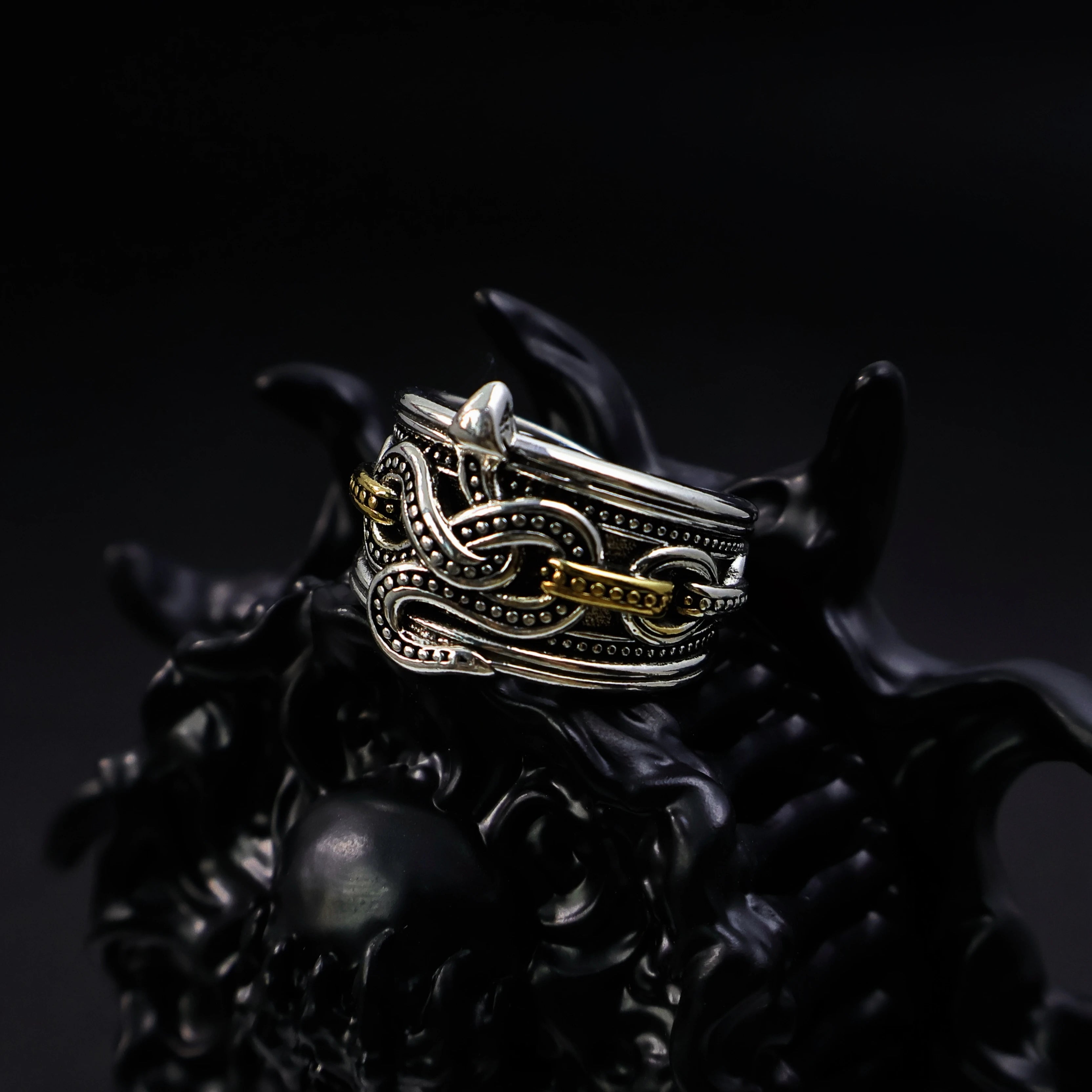 Retro Chained Snake Adjustable Open Ring For Men Silver-plated Copper Gothic Punk Edgy Indie Jewelry Niche Accessories