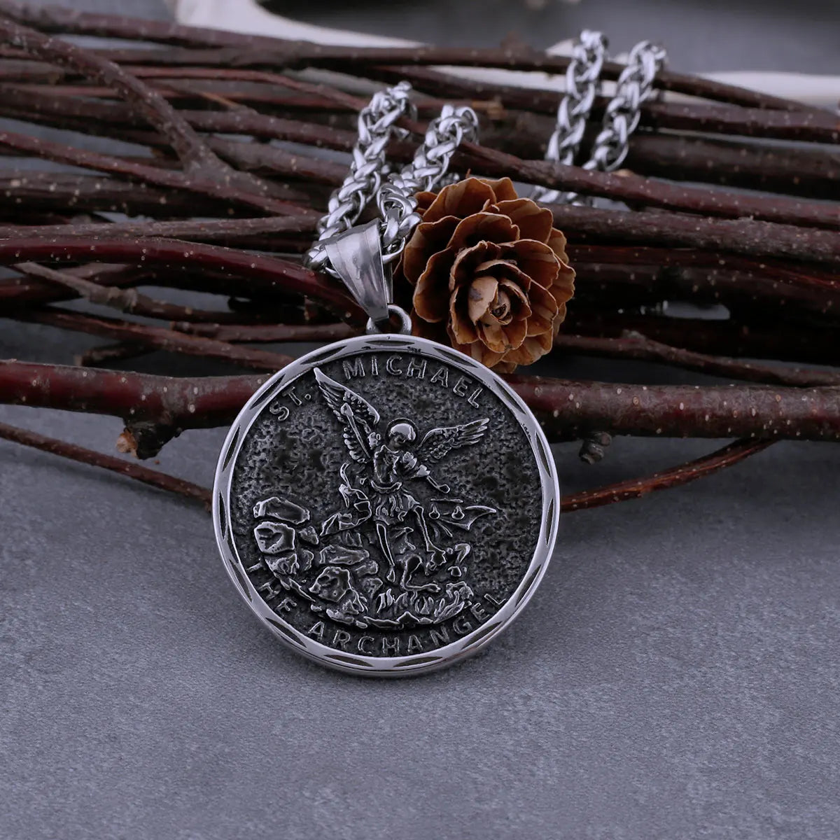 Stainless Steel Archangel St. Michael Necklace Men's Fashion Believer Amulet Biker Pendant Necklace Jewelry Gift Dropshipping