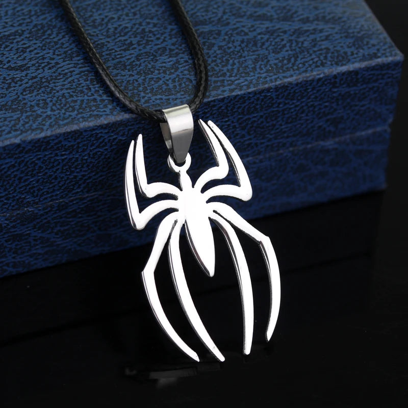  Stainless Steel Simple Personalized Spider Keychain Pendant Men and Women Fashion Party Pendant Necklace Charm Gifts
