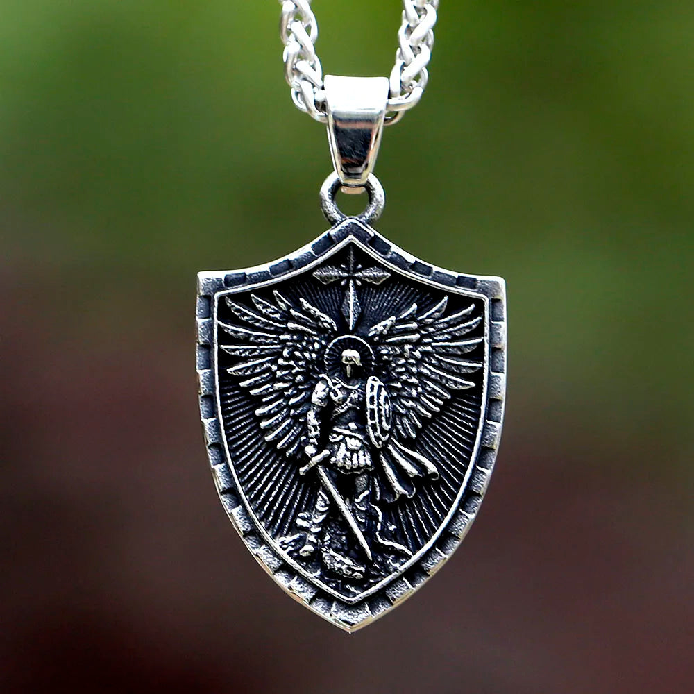 2023 New Fashion Stainless Steel St Michael Medal Pendant Catholic Protect Religious Style Retro Vintage Jewelry free shipping