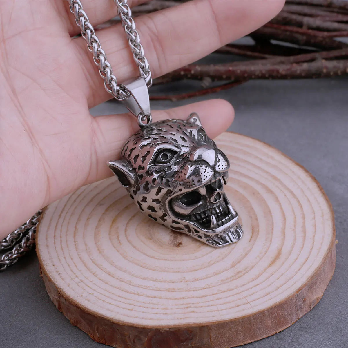 316L Stainless Steel Leopard Skull Necklace Men's Boutique All-match Rock Hip Hop Biker Pendant Neo-Gothic Jewelry Gift