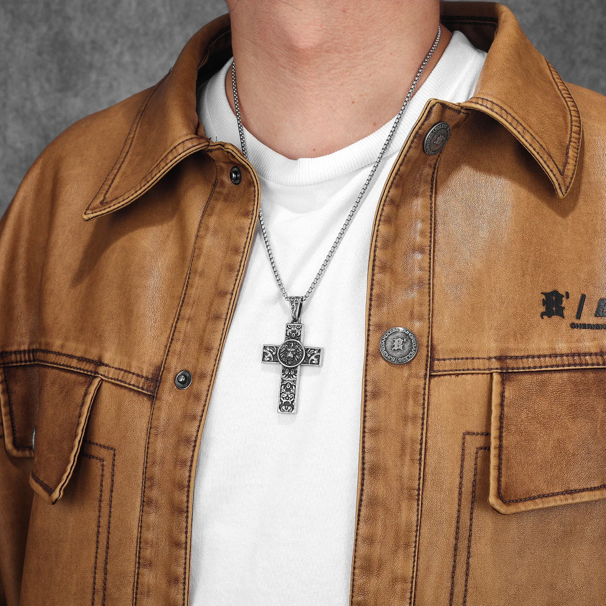 Lion Carving Flowers Cross Men Necklaces Stainless Steel Pendant Chain Women Fashion Jewelry Punk Accessories Gifts
