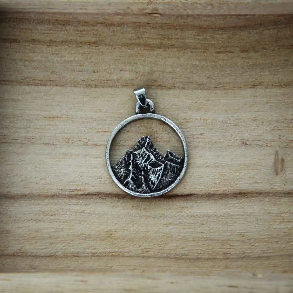 Nostalgia Climber Camping Jewelry Mountain Charm Round Pendant Necklace For Men Women Gift
