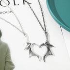 Gothic Split Wing Heart-Shaped Necklace Punk Bat Wings Pendant Unisex Jewelry Accessory for Valentine's Day Gift