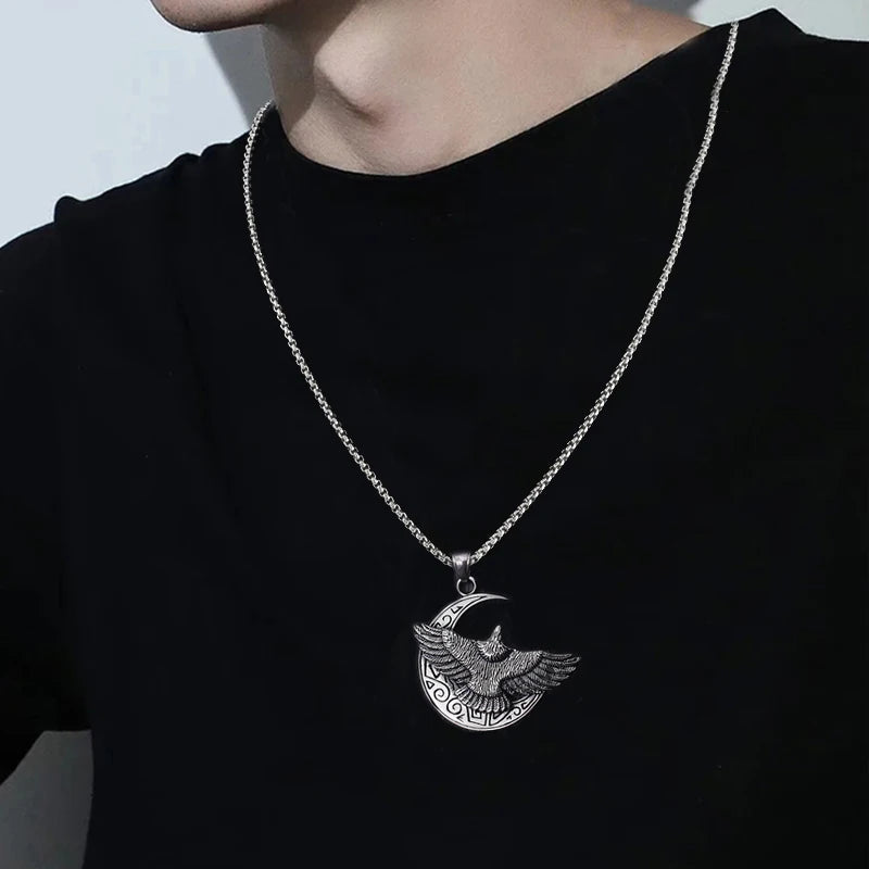 Silver Eagle Pendant Necklace Box Chain Stainless
