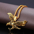 Retro Punk Turquoise Bull Head Pendant Necklace for Men Fashion Hip Hop Motorcycle Riding Trend Cool Personalized