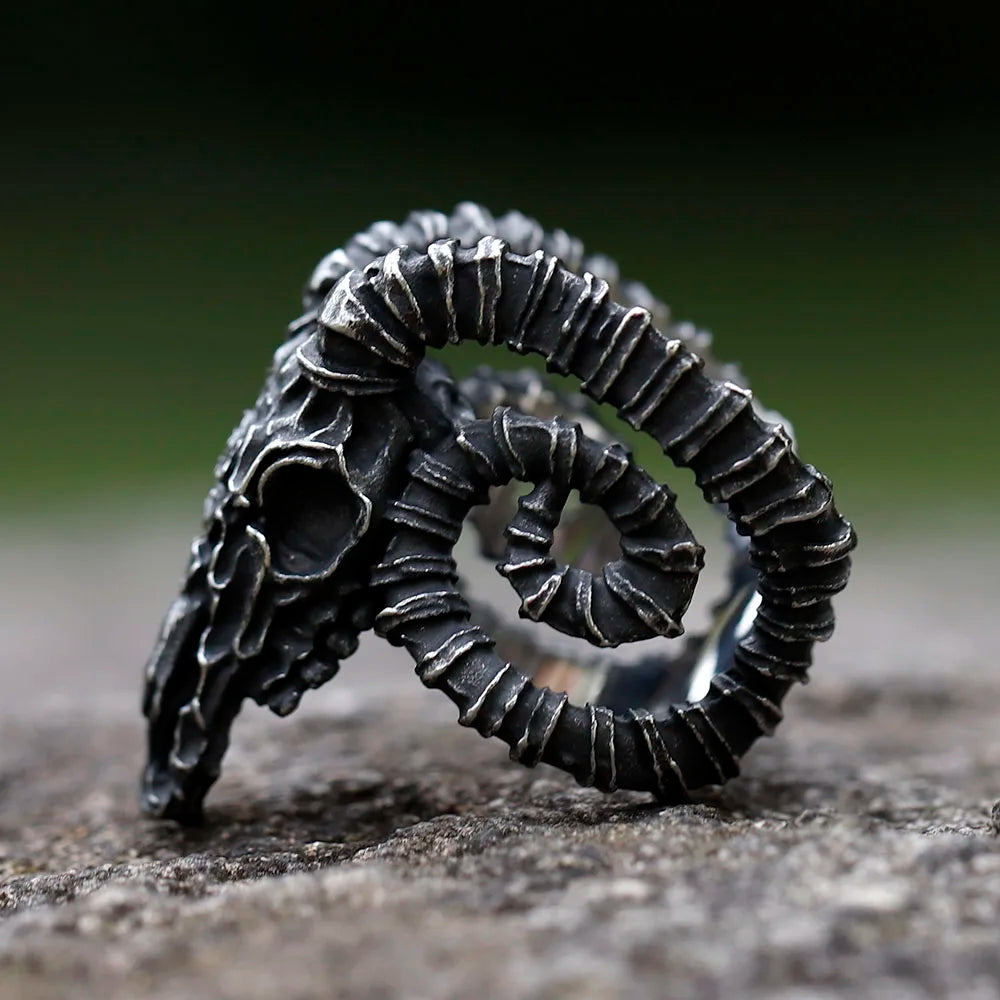 2022 NEW Men's 316L stainless steel rings Retro Sheep Skull Head Vintage gothic punk high-quality Jewelry Gifts free
