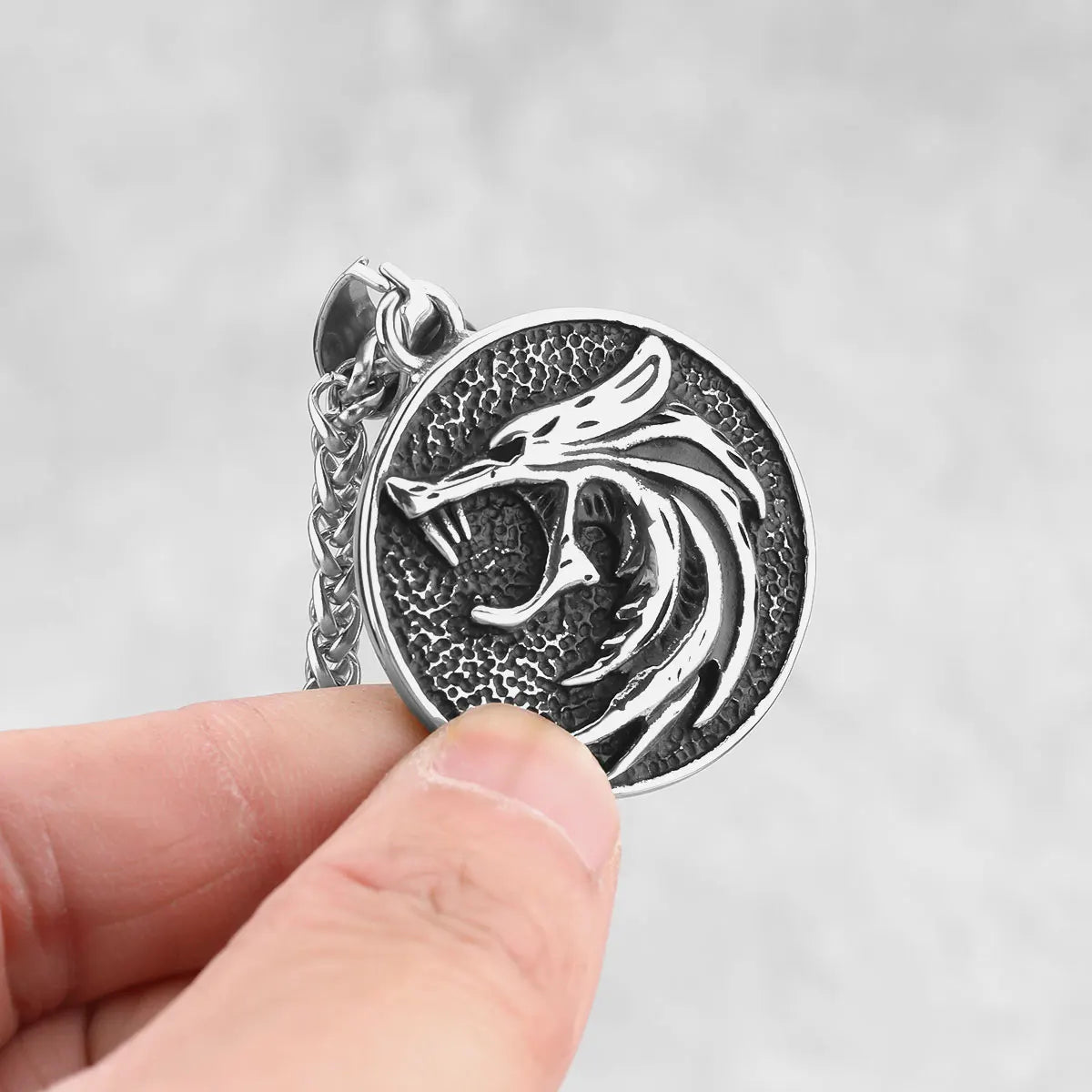 Ice Wolf Head Pendant Necklace — Black